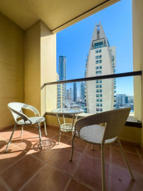 Beachfront Bliss 2BR Apartment in Shams 2
